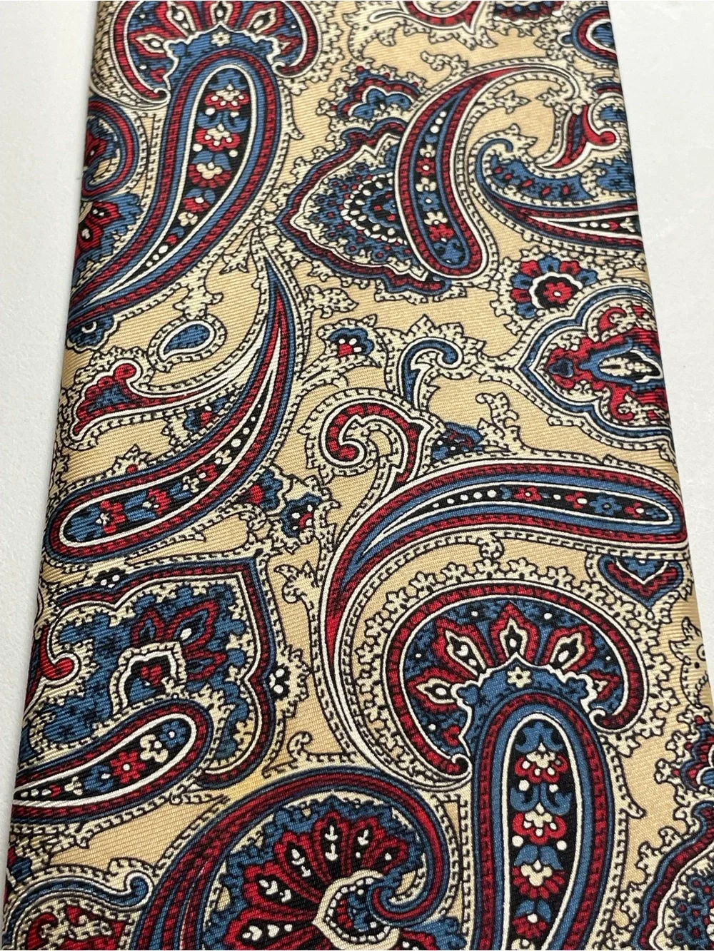 Gino Coyolli Vintage 100% Silk Paisley Necktie - Red Blue Gold Cream